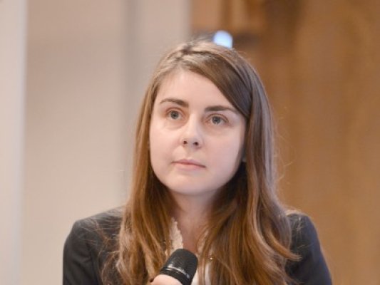 Ioana Petrescu, ministrul Finanţelor: